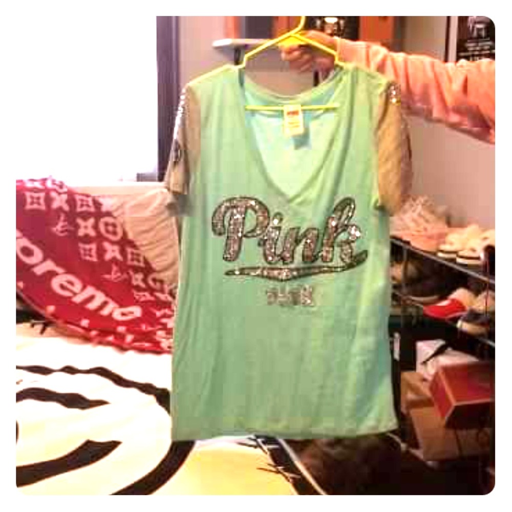 Vs PINK aqua v-neck shirt